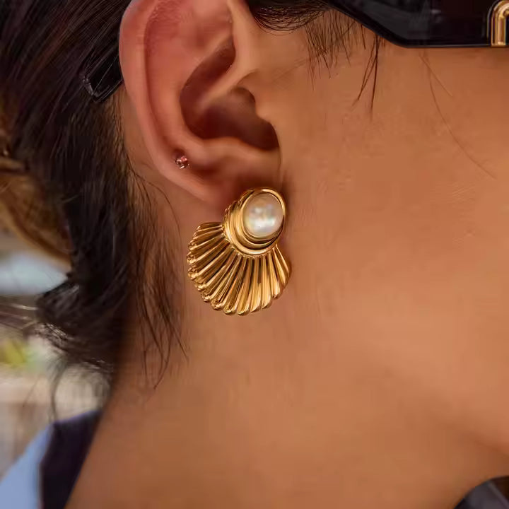 قبلة البحر Earrings